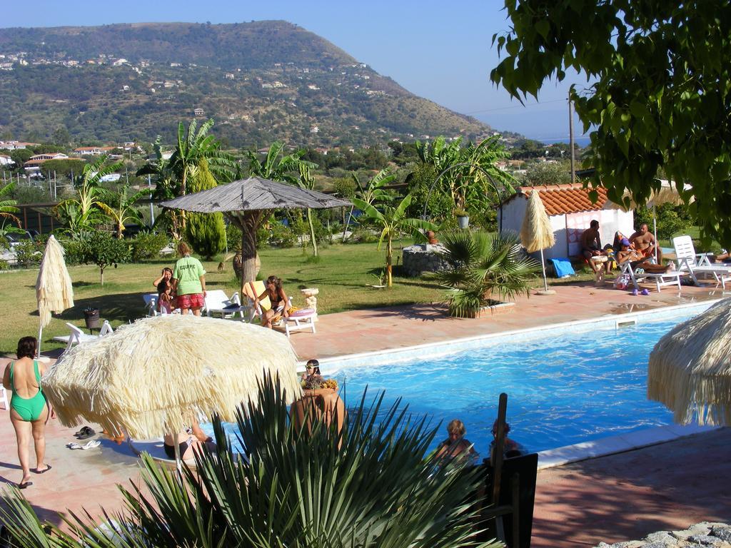 Residence Heaven Ricadi Exterior foto