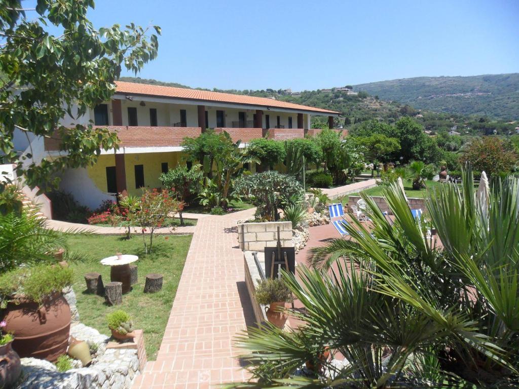 Residence Heaven Ricadi Exterior foto